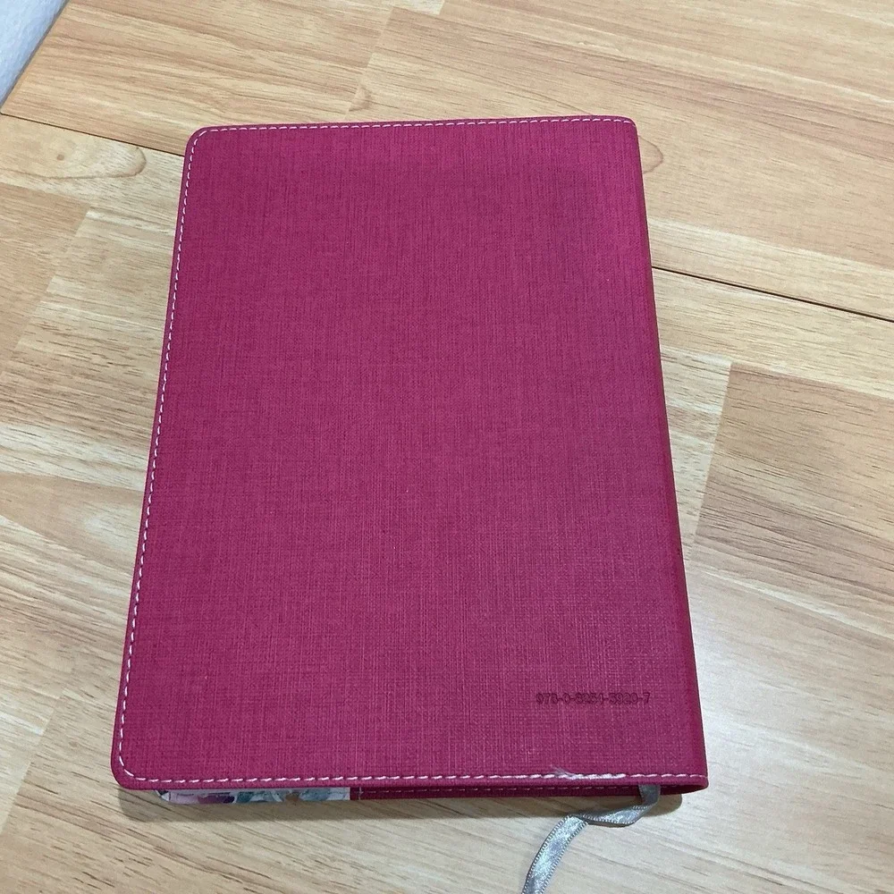 Biblia de una joven conforme al corazón de Díos RVR.1960 duotono Y Diario Nuevo